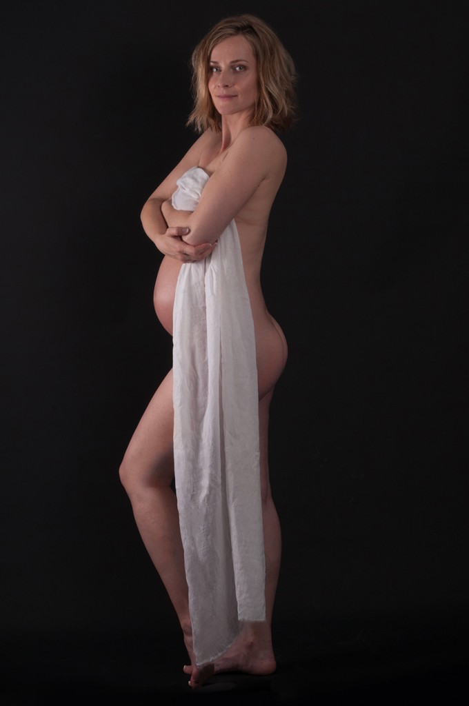 Nude Pregnancy 107