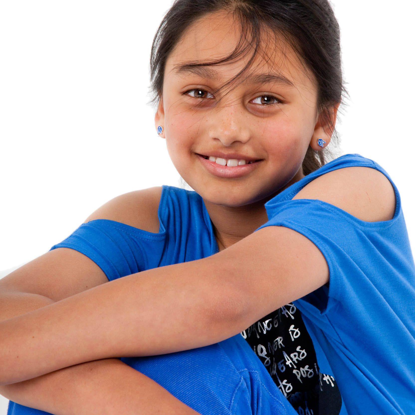 Portrait of young indian girl dressed in blue professional studio photography by Anais Chaine in Auckland Ponsonby New Zealand